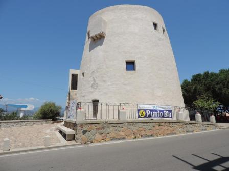  Punto Blu, il servizio di informazione turistico ambientale  attivo ad Arbatax nella torre San Miguel.
